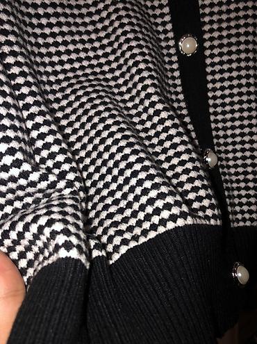 вязаные туники схемы: Женский cardigan в черно-белую «гусиную лапку». - Прямой силуэт — 3