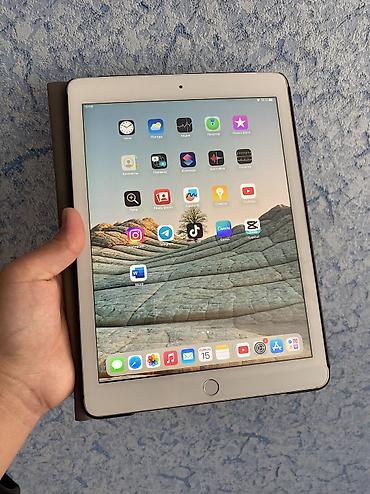 Планшет, Apple, эс тутум 128 ГБ, 9" - 10", Wi-Fi, Колдонулган, Классикалык түсү - Күмүш