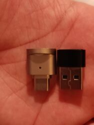 playstation 4 pro 2tb: Mikro kart oxuyucu. type c vasitəsilə ilə kartı telefona və kompüterə