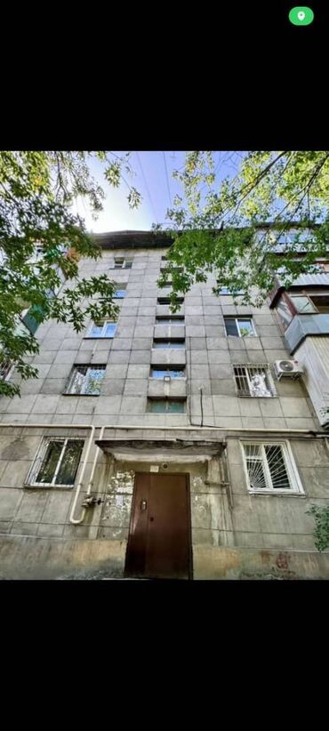 дом меняю на квартиру бишкек: 2 бөлмө, 42 кв. м, Жеке план, 5 кабат, Эски ремонт
