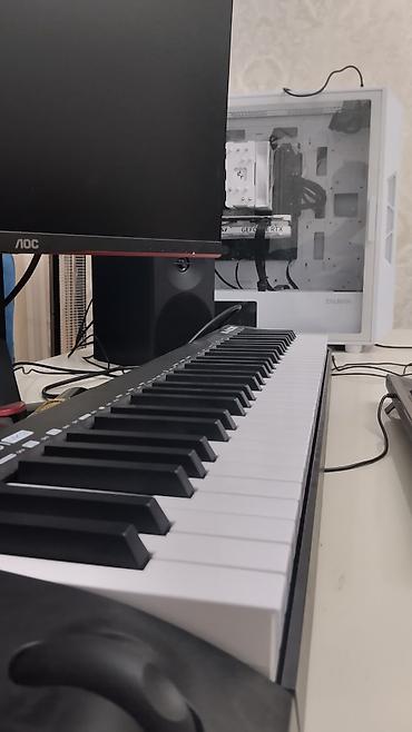 Klavişli alətlər: Bu qiymətə hecardan tapa bilmərsiniz. Tam işlək vəziyyətdədir musiqi — 4