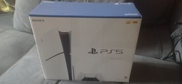 PS5 (Sony PlayStation 5): Продаю консоль PlayStation 5 Slim 1 терабайт памяти в идеальном