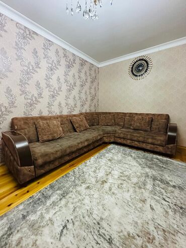 qara 07 şekilleri: Künc divan, İşlənmiş