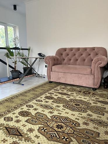 Продажа полдома: Продаю уютное пространство для большой и дружной семьи. Если вашего — 15