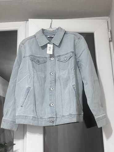 женские джинсовые куртки большого размера: Джинсовая куртка, Классическая модель, Осень-весна, M (EU 38)