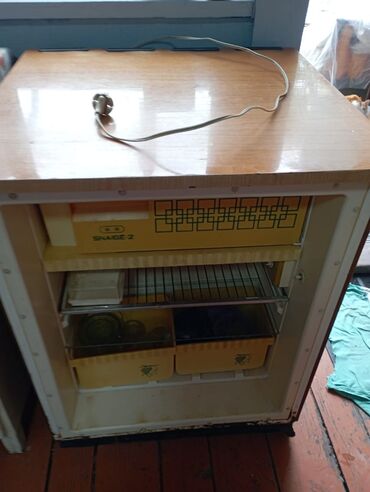 игрушечный сейф: Бутылки, Самовывоз