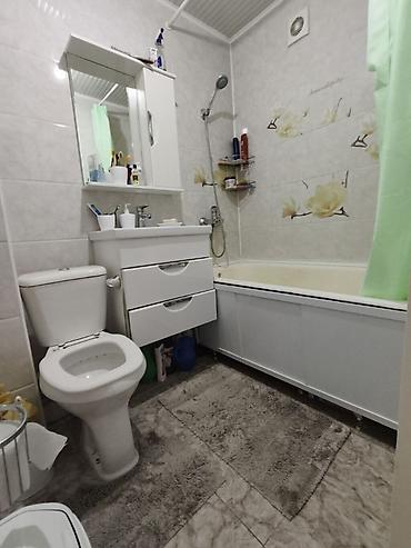 flat osh: 3 комнаты, 58 м², 6 мкр 104 серия, 4 этаж, Косметический ремонт — 9