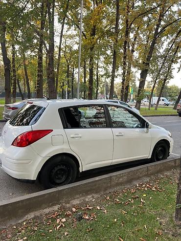 Nissan: Nissan Versa: 2006 г., 1.7 л, Механика, Бензин, Хэтчбэк — 8