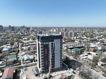 участок аламединский рынок: 3 бөлмө, 84 кв. м, Элитка, 10 кабат, ПСО (өзү оңдоп түзөтүп бүтүү үчүн)