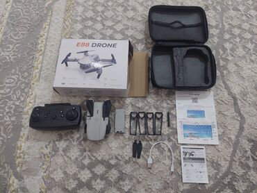 пионер динамик: Квадрокоптер E88 DRONE (складной) Комплектация на фото: - дрон E88 со