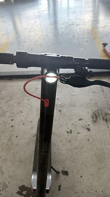 tek teker scooter: Ttec elektrik skuter - Güclü ön təkər hub-motoru və geniş şinlər — 2