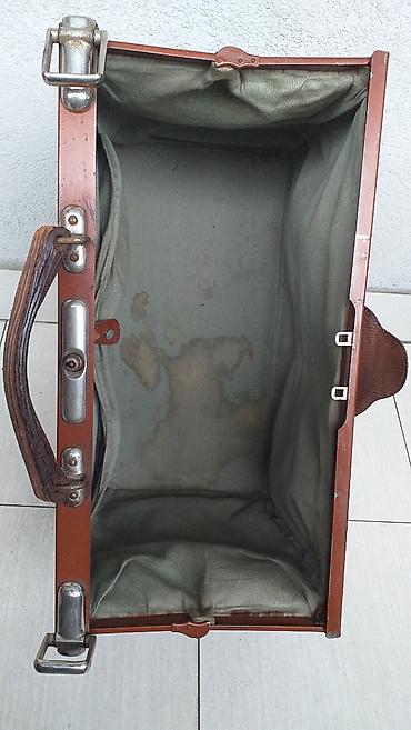 Ostali predmeti za umetnost i kolekcionarstvo: Obijačke tašne model "Alo Bing kako brat" Kožna tašna starinski model — 16