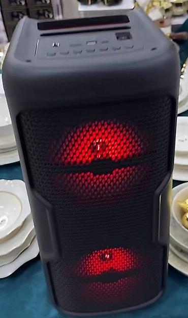 i3 4130: Bluetooth prenosivi zvučnik sa LED osvetljenjem Moderan i atraktivan — 1