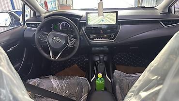 королев: Toyota Corolla: 2023 г., Гибрид, Седан — 5