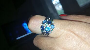 кольцо для: Изделия креативного стиля: 1.кольцо серебро с синими камнями 19 разм