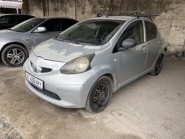 Toyota: Toyota Aygo: 2007 г., 1 л, Механика, Бензин, Хэтчбэк