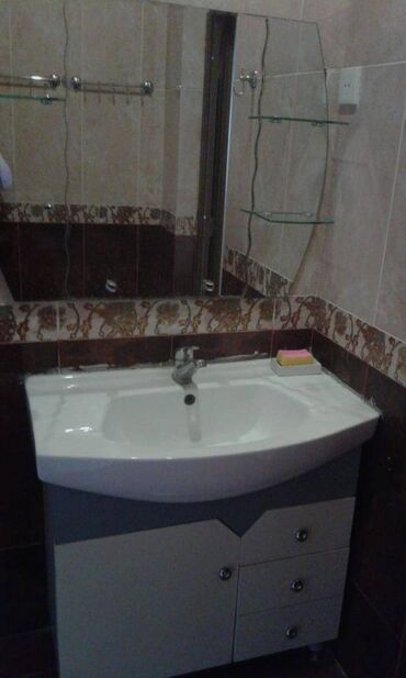 Uzunmüddətli kirayə mənzillər: Binəqədi rayonu,9-cu mkr,Zərifə göz xəstəxanası ilə üzbəüz,17 — 10