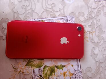 Apple iPhone: IPhone 7, Скидка 20%, Б/у, 128 ГБ, Красный, 72 %