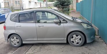 Honda: Honda Fit: 2003 г., 1.5 л, Автомат, Бензин, Хэтчбэк