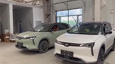 Другие автомобили: Представляем современный кроссовер темно-зеленого цвета. Автомобиль — 4