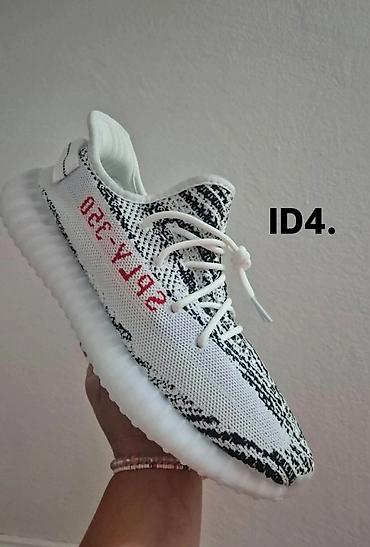 Patike: Yezzy lepo odradjene
Urezan boost u djonu
36-48
4500 din ❤️‍🔥
SS🖤⭐⭐ — 14