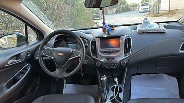 chevrolet cruze salon: Chevrolet salonu – avtomobilin daxili komplektasiya və funksiyaları - — 1