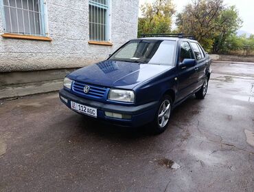 куплю субару аутбек: Volkswagen Vento: 1992 г., 1.8 л, Механика, Бензин, Седан
