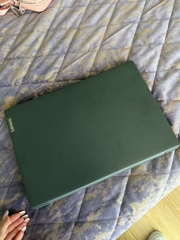 netbuklar: Lenovo noutbuk - Rəng: tünd yaşıl (mat korpus) - Brend loqosu lalafo.az -da netbuklar: Lenovo noutbuk - Rəng: tünd yaşıl (mat korpus) - Brend loqosu