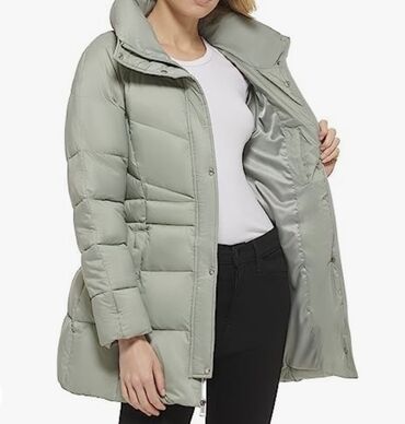 женские куртки зима большие размеры: Пуховик, Короткая модель, С поясом, Приталенная модель, Ультралегкий, M (EU 38)