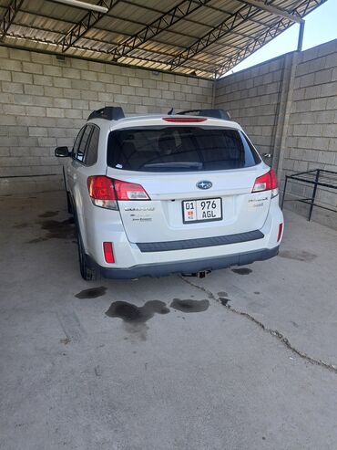 меняю дом на машину: Subaru Outback: 2010 г., 2.5 л, Автомат, Бензин, Универсал