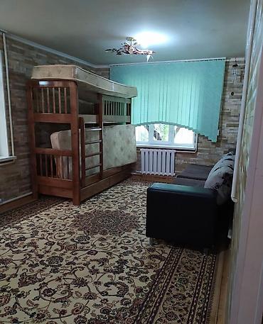 Продажа коттеджей и домов: Продаю добротный полторауровневый частный дом в г.Каракол Иссык-Куль,с at lalafo.kg — 5 Продажа коттеджей и домов: Продаю добротный полторауровневый частный дом в г.Каракол Иссык-Куль,с — 5