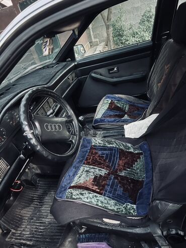 corolla runx: Audi 100: 1991 г., Седан