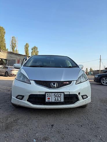 Honda Fit: 2009 г., Хэтчбэк at lalafo.kg Honda Fit: 2009 г., Хэтчбэк