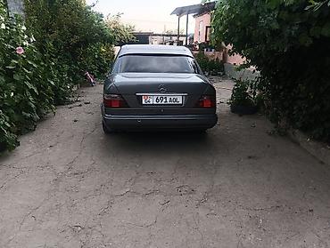lexus 33: Mercedes-Benz W124: 1995 г., 2.2 л, Автомат, Бензин, Седан — 4