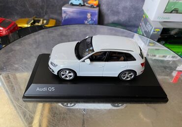Avtomobil modelləri: Коллекционная модель AUDI Q5 PA White 2013 Schuco Scale 1:43 Art. — 22