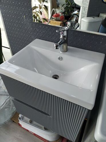 смесители в баку: Hamam üçün lavabo və şkaf dəsti - Üst hissə: ağ keramika lavabo