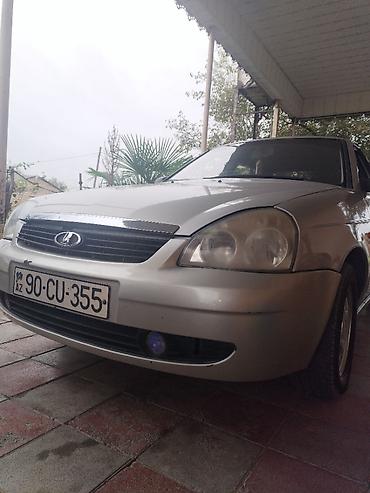 priora qapı: VAZ (LADA) Priora: 1.6 l | 2008 il 206000 km Sedan — 1