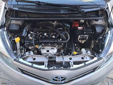 Toyota: Toyota Yaris: 1.3 l. | 2014 έ. Χάτσμπακ — 3