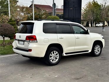 Toyota: Toyota Land Cruiser: 2016 г., 4.6 л, Автомат, Бензиновая, Внедорожник — 6