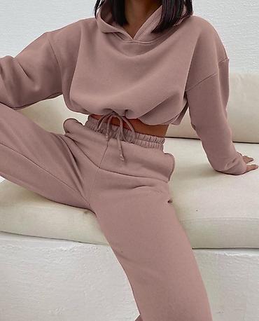 kupaci lisca: Full termo trenerke
2999 din
S M L — 2