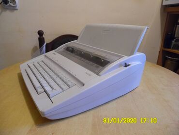 Tastature: Električna pisaća mašina Brother Ispravna. Pojedine zabice za kuciste na lalafo.rs — 6 Tastature: Električna pisaća mašina Brother Ispravna. Pojedine zabice za kuciste — 6