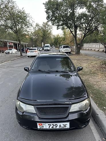 Daewoo Nexia: 2010 г., 1.6 л, Механика, Бензин, Седан