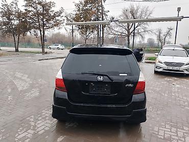 Honda: Honda Fit: 2004 г., 1.3 л, Вариатор, Бензин, Хэтчбэк — 5