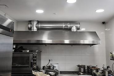 Установка вытяжек и вентиляции: Установка вытяжек и вентиляции ремонт улиток, диягностика — 13