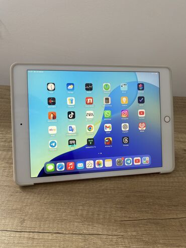 макбук эйр 2017 цена: Планшет, Apple, эс тутум 128 ГБ, 10" - 11", Wi-Fi, Колдонулган, Балдар үчүн түсү - Алтын