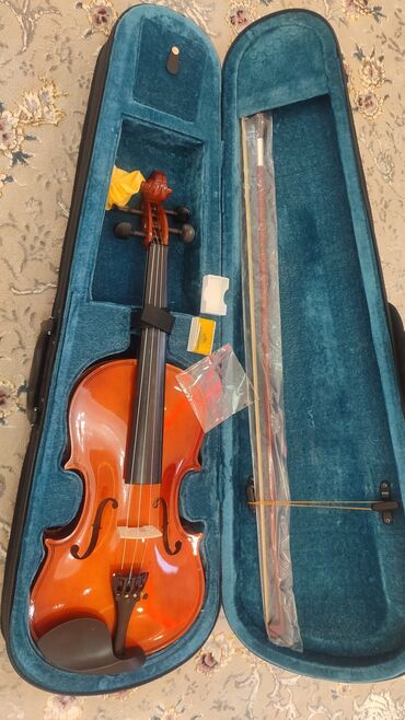 купить скрипку в бишкеке: 🎻 Продам новую скрипку 4/4 🎻 Комплектация: ✔️ Скрипка (размер 4/4 –