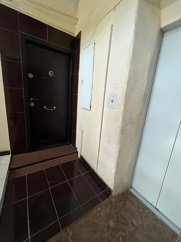 kupca: Saray, 3 otaqlı, Köhnə tikili, 68 kv. m — 1
