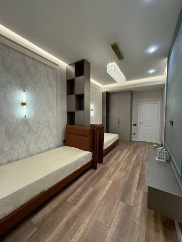 ищу квартиру без хозяина: 3 комнаты, 125 м², Элитка, 5 этаж, Дизайнерский ремонт