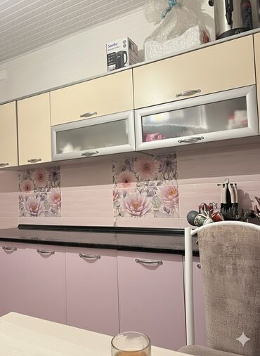 кухоный бу: Кухонный гарнитур, Б/у, цвет - Бежевый