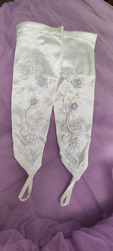 Свадебные аксессуары: Свадебный аксессуар, Свадебные перчатки, Б/у, цвет - Белый — 10